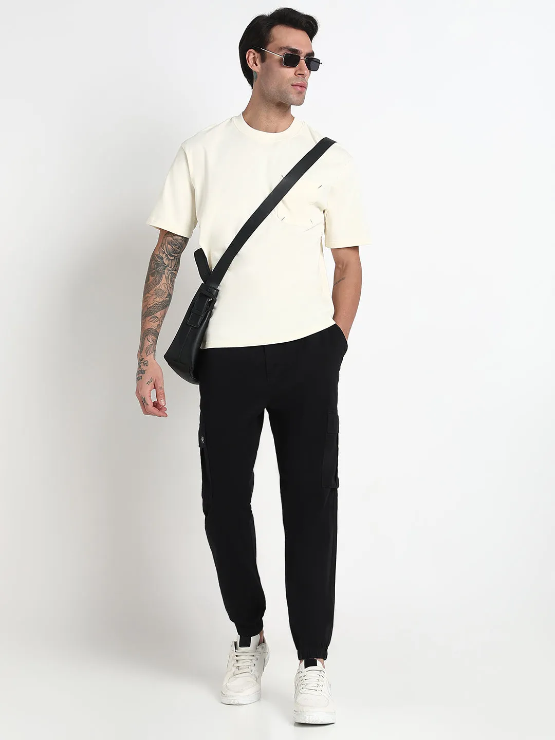 Men Black Solid Cargo Joggers