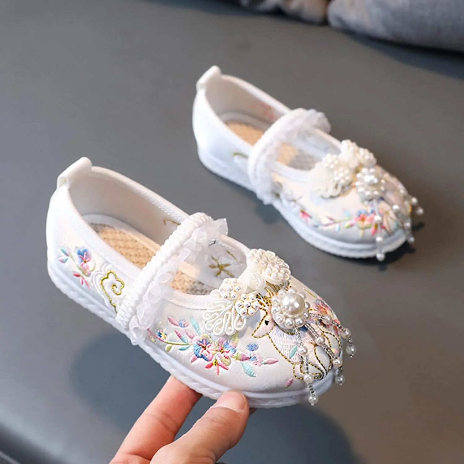 New Girls Handmade Hanfu Shoes Children Embroidered Shoes Shoes Baby Antique Costume Performance Shoes Girls Heels