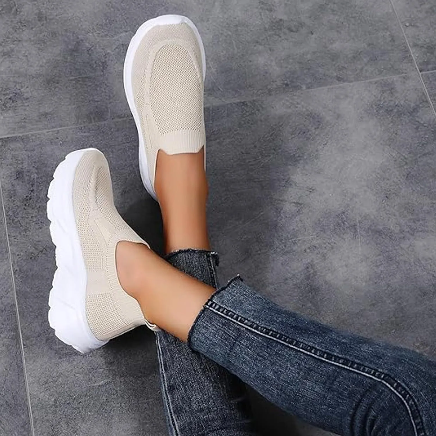 Walking Shoes Women Slip On Sneakers Casual Comfortable Mesh Breathable Tennis Shoes Non Slip Workout Athletic Shoes