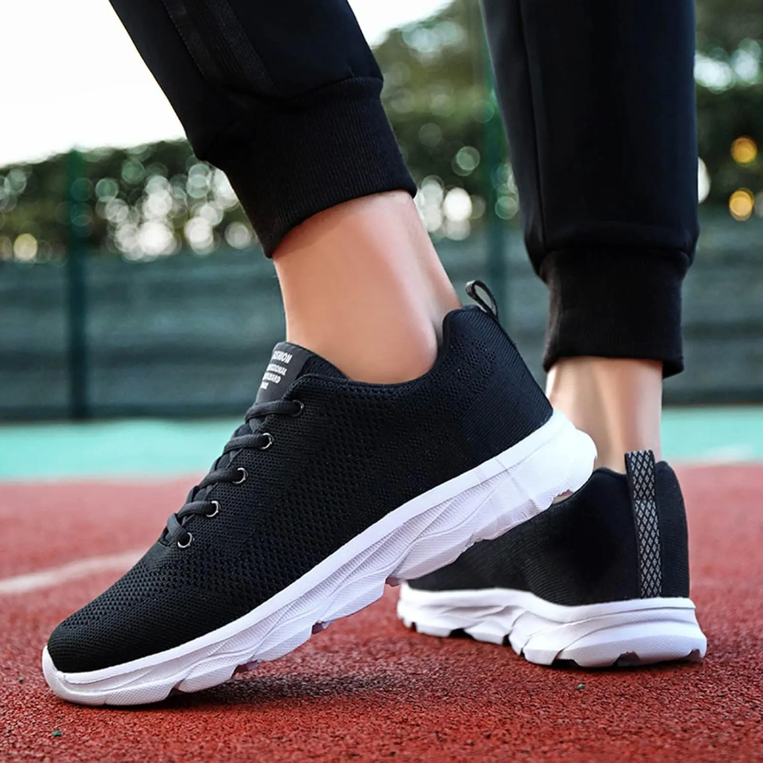 Women's Minimalist Walking Shoes Wide Toe Lace Up Tennis Shoes Men Athletic Casual Shoes for Fall Women Shoes Sneakers Black Tennis Shoe Trainers Shoe